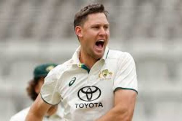 Beau Webster's Roar of Tough to Beat: Australia's Bowlers Steal the Limelight in a Spectacular WTC Final Start