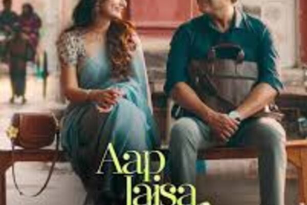 Aap Jaisa Koi Review, Loud Theme Swamped with Unending Chatter Patter, Not Action